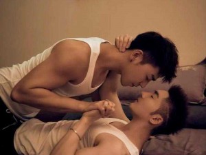 18亚洲男Gayb0y1O69;18 岁亚洲男 Gayb0y1O69 的秘密生活