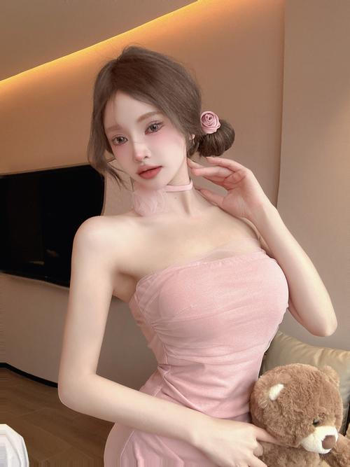 渣男和渣女在一起抹胸,专为渣男渣女打造的时尚必备