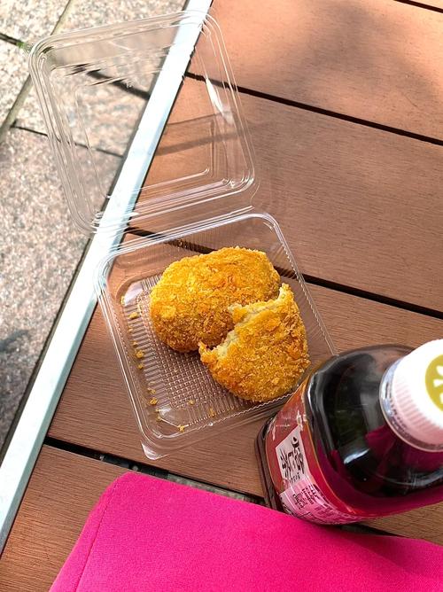 每个世界都被主角睡来睡去可乐饼——便携、美味、营养的休闲零食